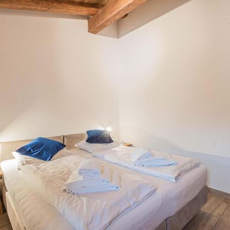 Fantastic Chalet With Sauna นีเดิร์นซิลล์ ภายนอก รูปภาพ